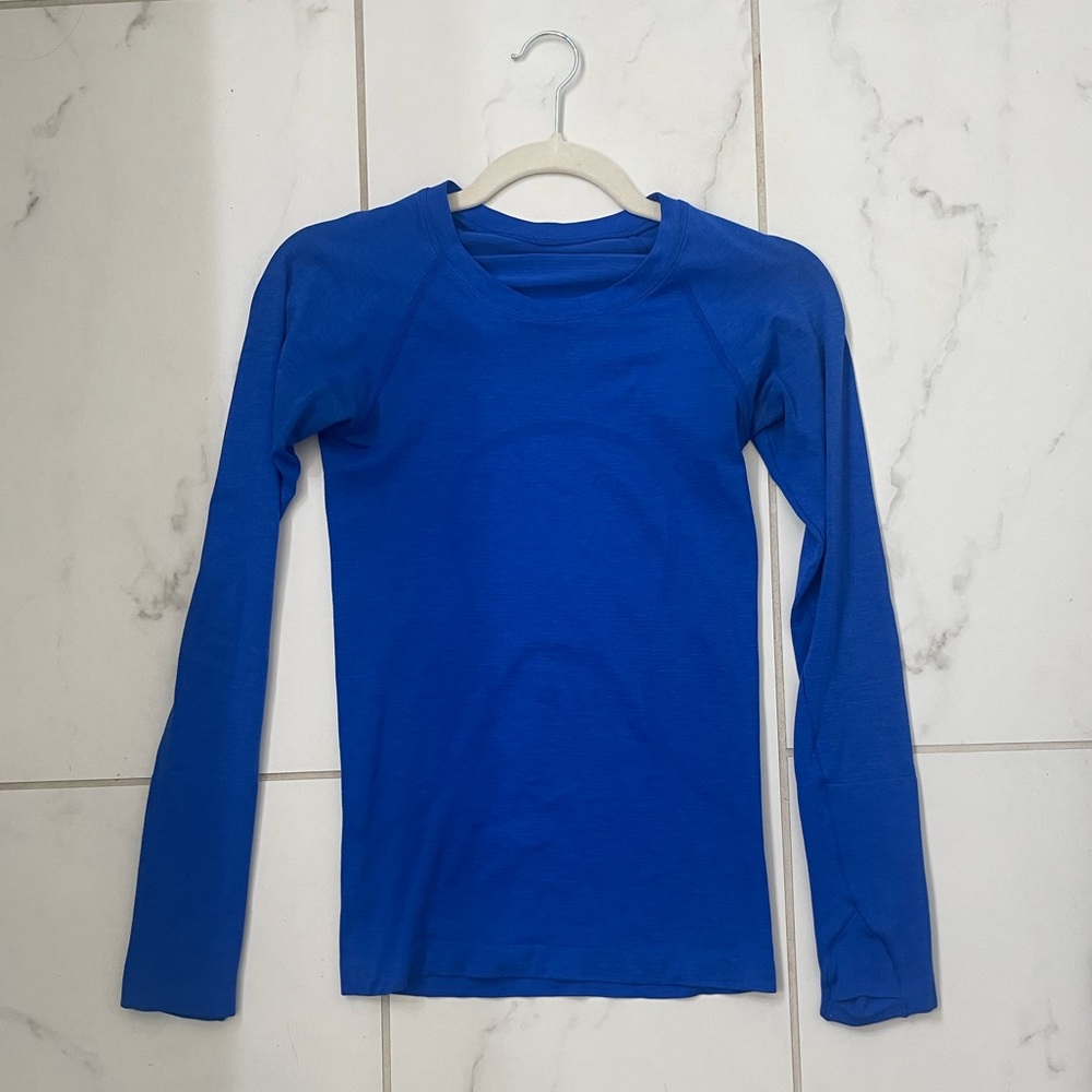 Blue Long Sleeve Lulu Lemon Swifty